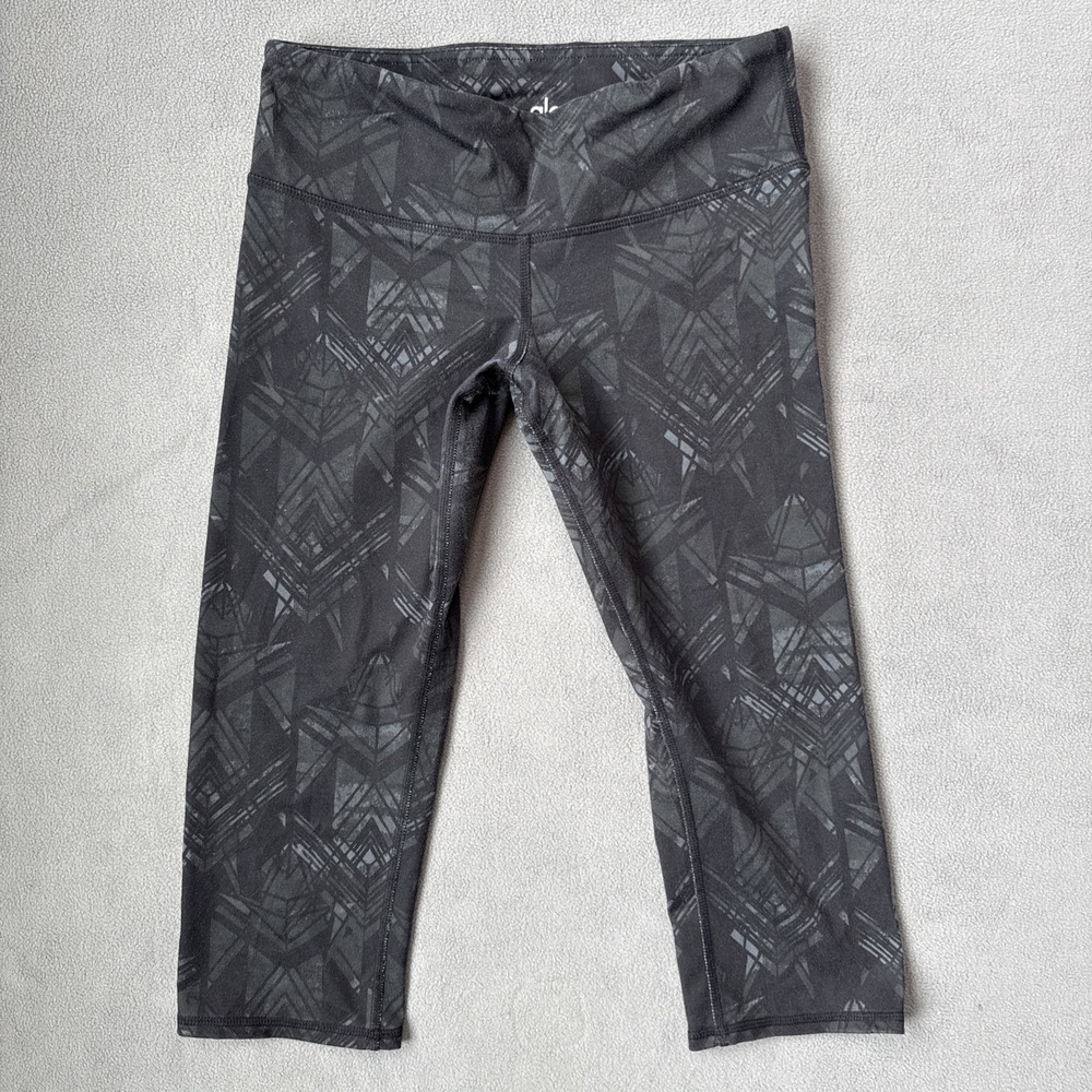ALO Leggings Womens Small Black Green Geometric Cropped Capri Stretch Yoga Sport